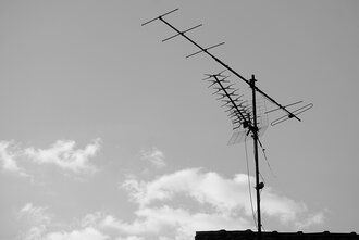 Bild: Alte Antenne auf einem Haus