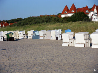 Bild: Strandkörbe an der Ostsee (Warnemünde, Rostock)