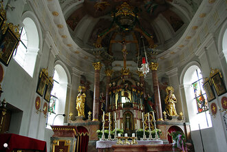 Bild: Altarraum der Kirche St- Wendelin in Grän (Südtirol/Österreich)