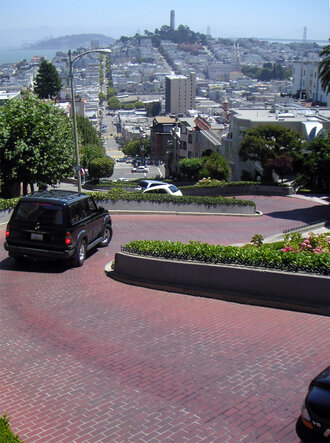 Bild: San Francisco (Kalifornien, USA): Kurvigste Straße der Welt