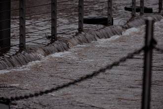 Bild: Hochwasser an der Lenne (Fluss in NRW, Deutschland)