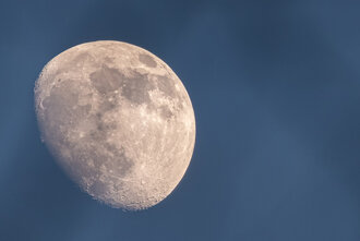 Bild: Zunehmender Mond