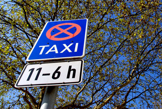 Bild: Schild: Taxi