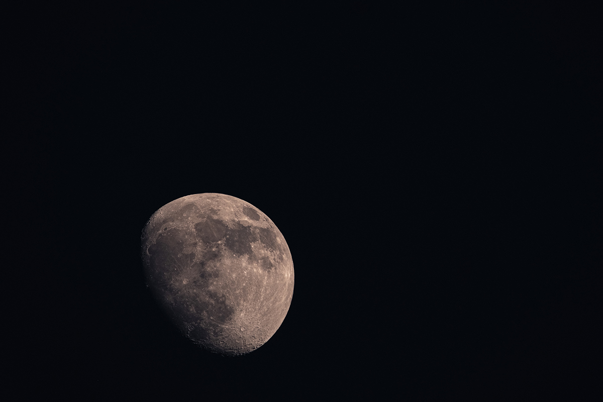 Bild: Zunehmender Mond