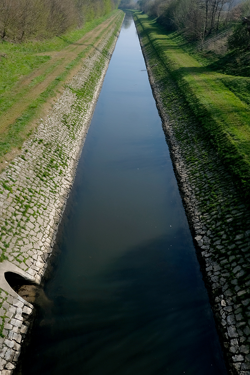 Bild: Kanal: Emscher (bei Castrop-Rauxel, Nordrhein-Westfalen)