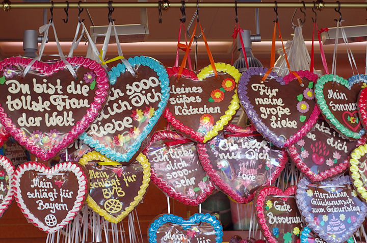 Bild: Kirmes: Lebkuchenherzen