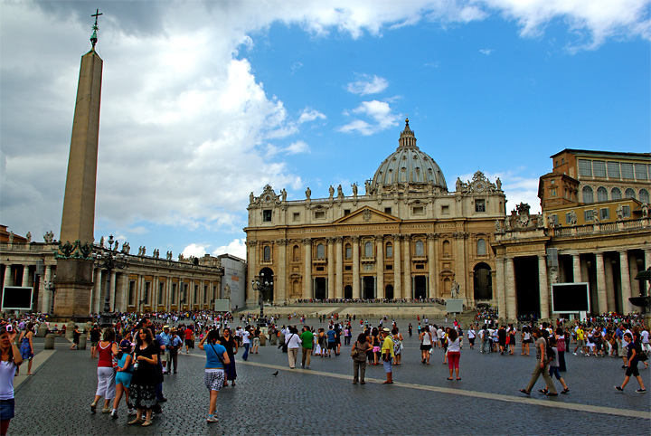 Bild: Vatikan, Petersplatz und Petersdom