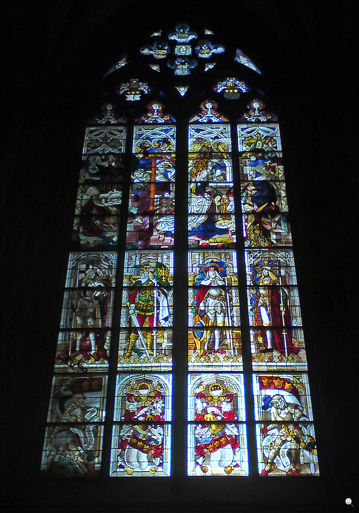 Bild: Kirchenfenster im Kölner Dom
