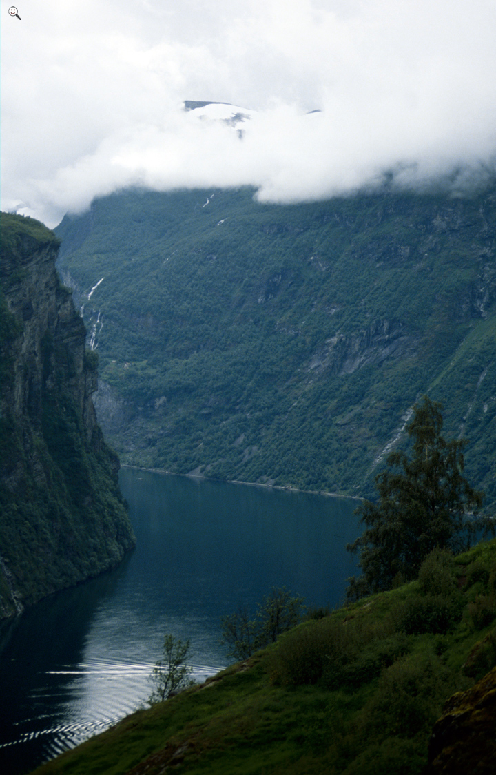 Bild: Fjord in Norwegen