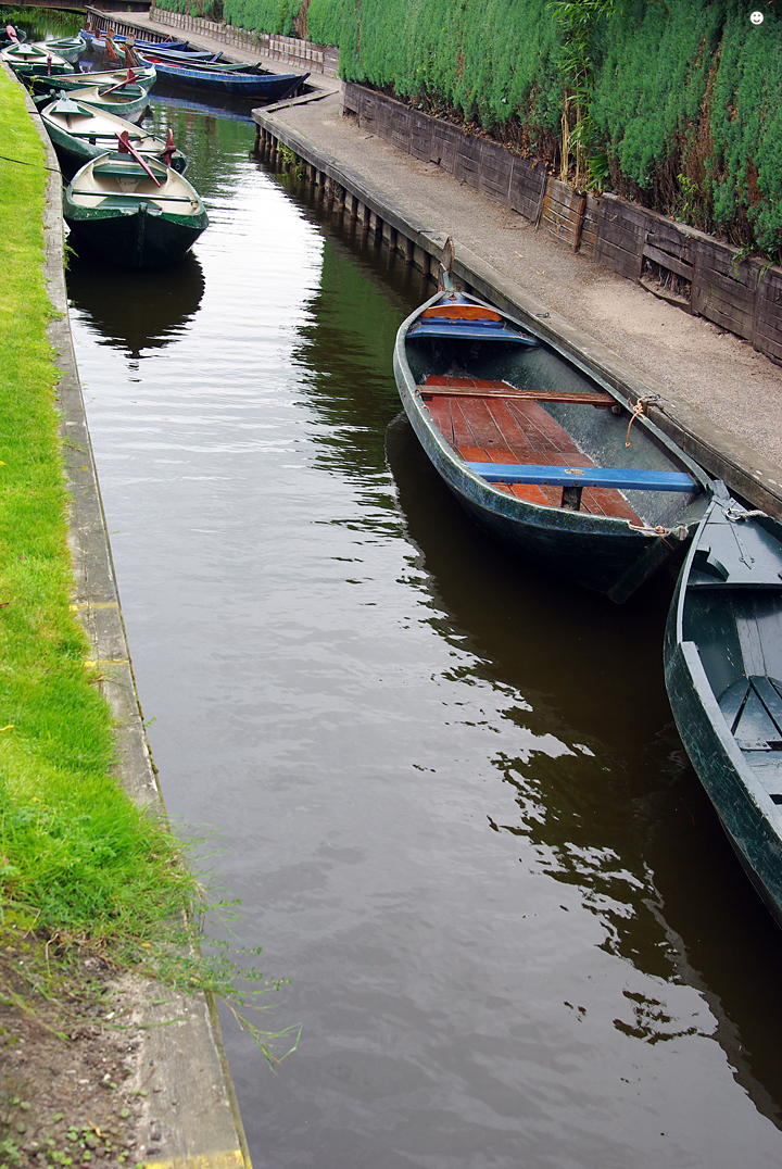 Bild: Boote in einer Gracht