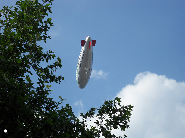Bild: Zeppelin über Essen