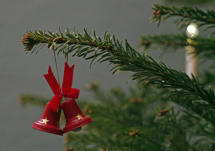 Bild: Glöckchen am Weihnachtsbaum